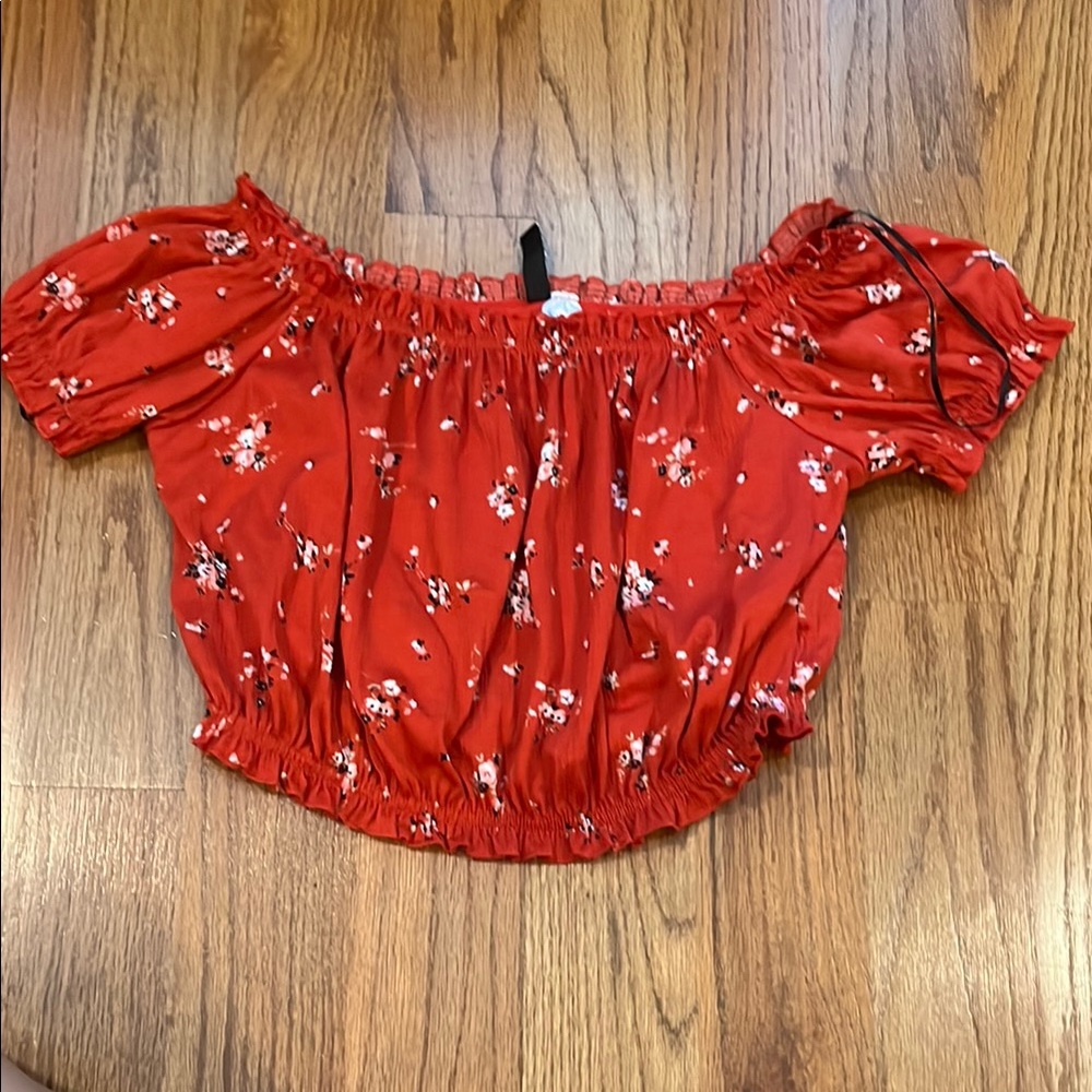 Floral Red Off-Shoulder Top - Picture 3 of 3